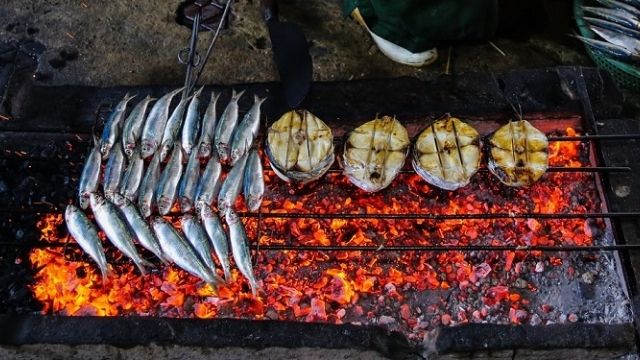 Cá thu nướng- món ăn đặc sản Cửa Lò khó cưỡng