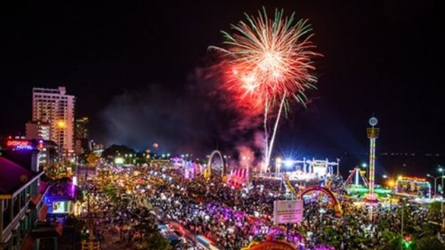 Khám phá nét đẹp của lễ hội sông nước tại Cửa Lò